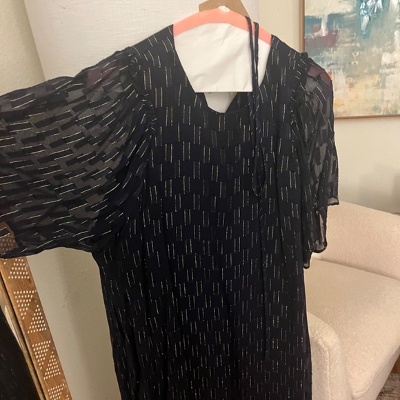 Loft Navy and Gold shift dress - Picture 4 of 4